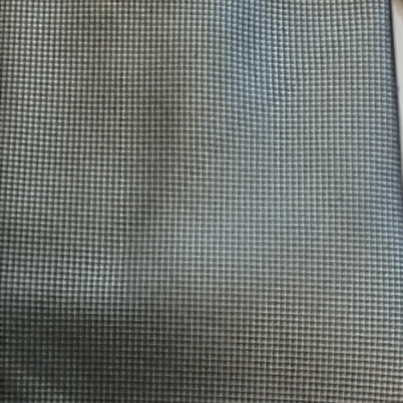 Hugo Boss 100% Silk micro patterned silver black men’s tie - Picture 3 of 5